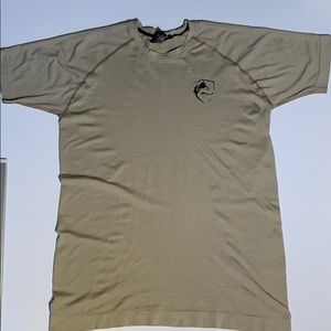 RARE LIKE NEW Mens Alphalete Seamless T-shirt